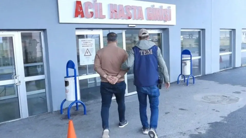 Tatvan'da FETÖ operasyonu: 1 tutuklandı, 2'sine adli kontrol görseli