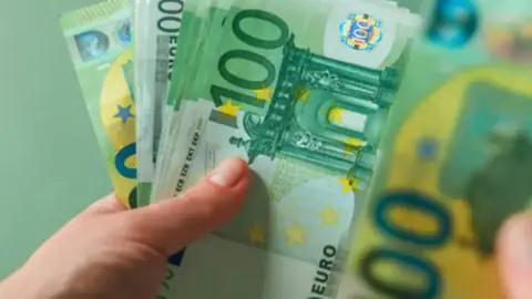 ASML Çalışanlarına 1 Milyon TL'lik Hisse Ödülü Müjdesi