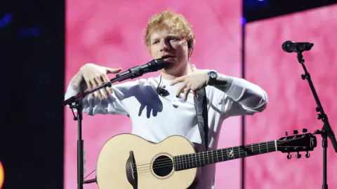 Ed Sheeran Philadelphia Konseri Bilet Fiyatları Macklemore Krizinden Sonra Düşüşe Geçti