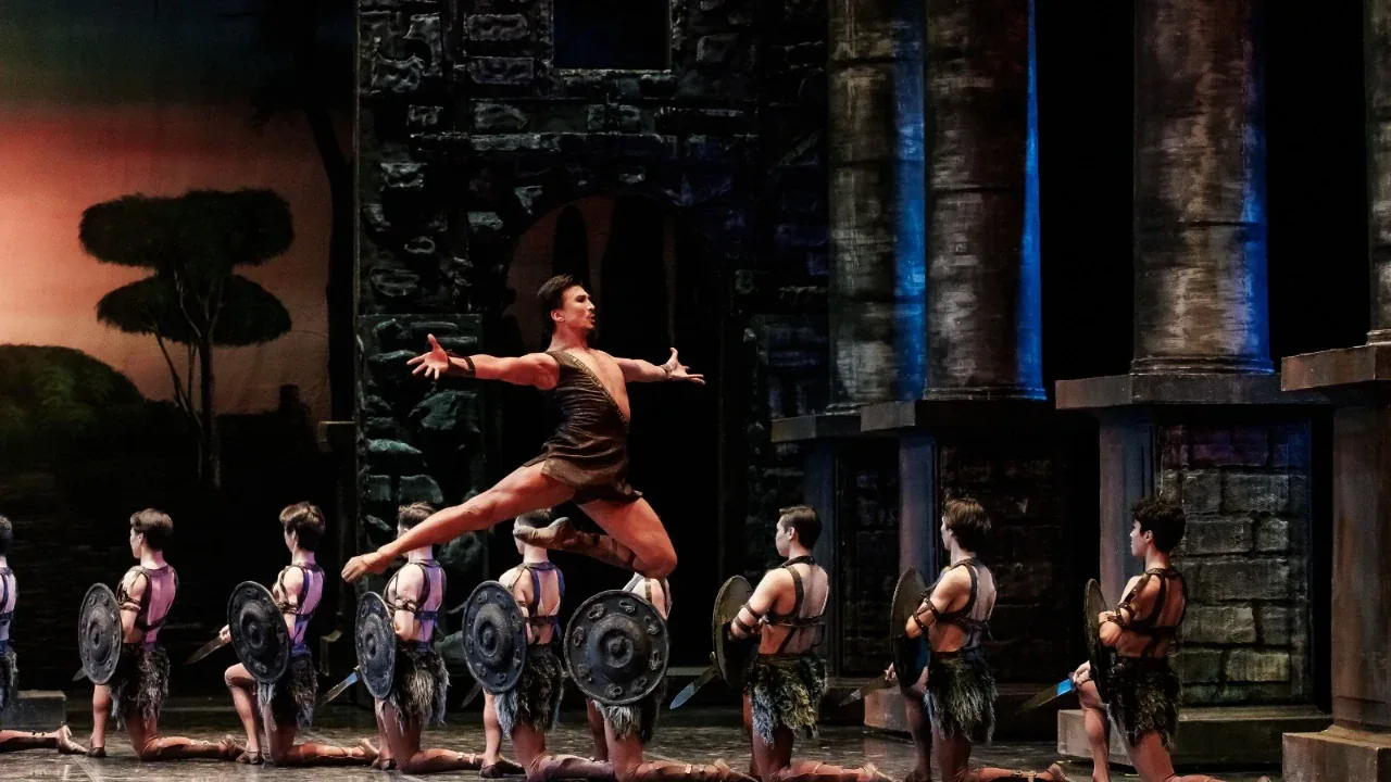 33. Uluslararası Aspendos Opera ve Bale Festivali Verdi'nin 'Attila'sıyla Açılıyor 33. Uluslararası Aspendos Opera ve Bale Festivali Verdi'nin 'Attila'sıyla Açılıyor