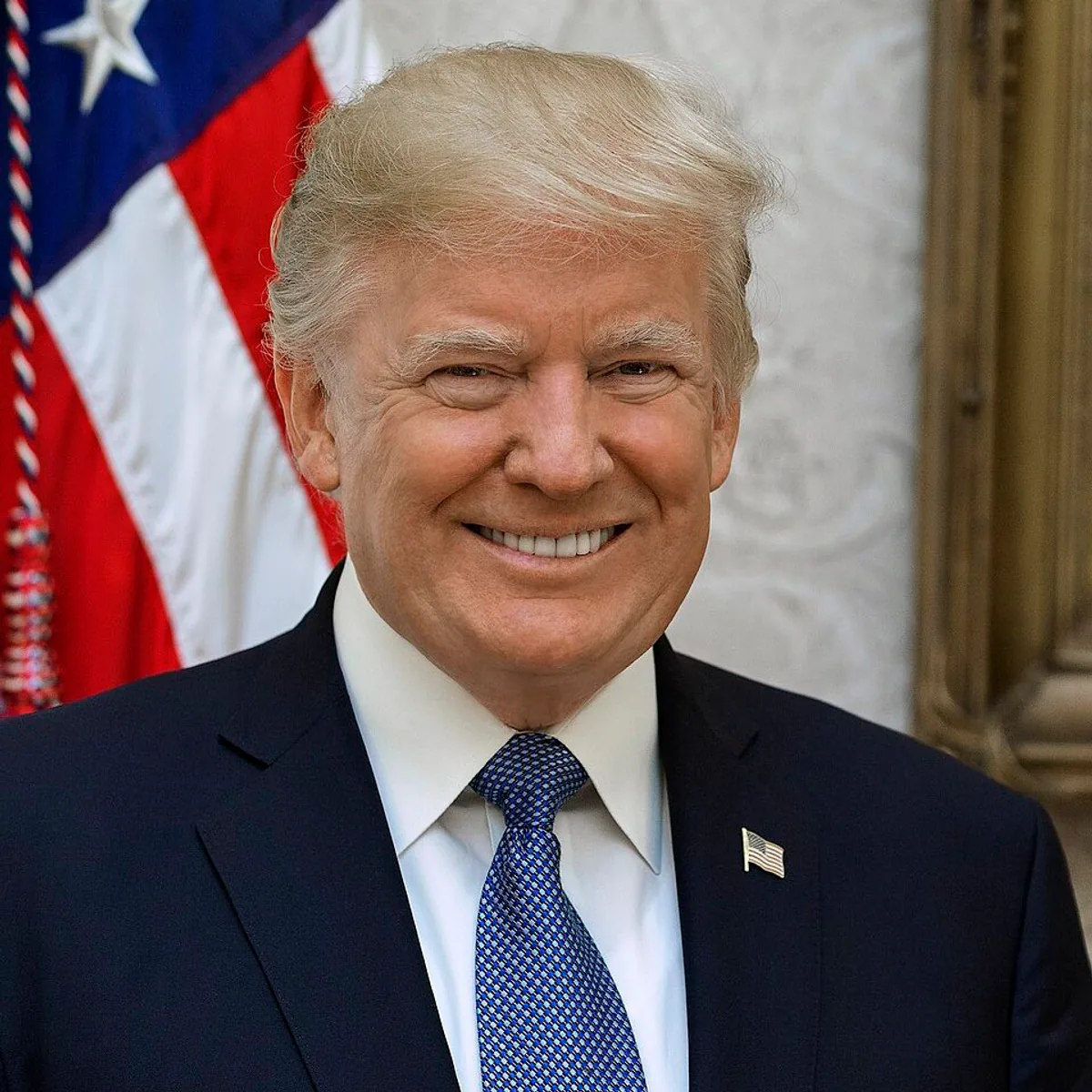 Trump'tan Birleşik Krallık'a Sert Çıkış: 'İflas Etmiş Bir Ülke' Trump'tan Birleşik Krallık'a Sert Çıkış: 'İflas Etmiş Bir Ülke'