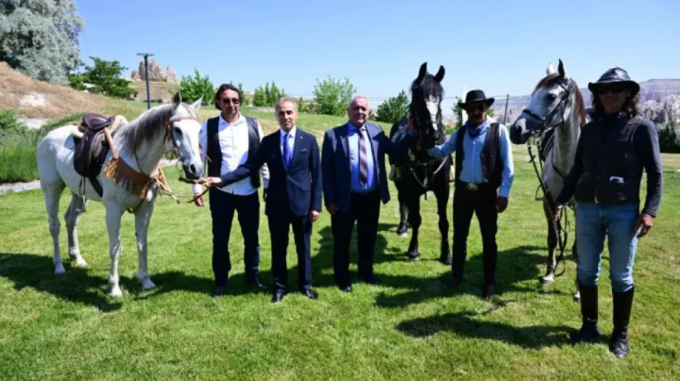 Kapadokya'da Atçılık Kültürü Festivali: Tarih ve Spor Göreme'de Buluşuyor görseli