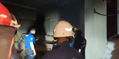 Erciş'te Korkutan Yangın: Fırın Kullanılamaz Hale Geldi