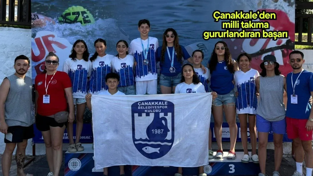 Çanakkale'den Milli Takıma Gurur Veren Başarı: Yüzme Şampiyonasında Madalyalar Havada Uçuştu Çanakkale'den Milli Takıma Gurur Veren Başarı: Yüzme Şampiyonasında Madalyalar Havada Uçuştu