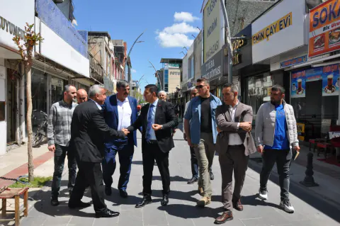 Batman İkinci Cadde'deki Otopark Sorunu İçin Kritik Görüşme
