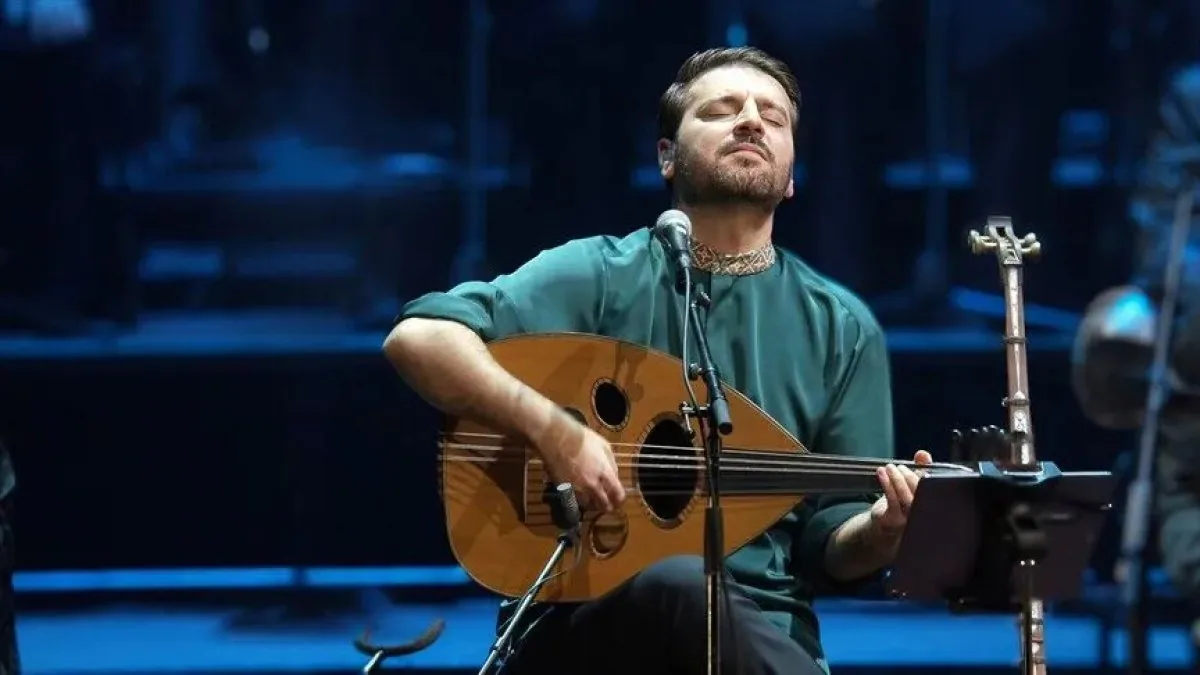 Sami Yusuf Türkiye'de Sahne Alıyor: 'Kökler' Temalı Konser Serisi Başlıyor Sami Yusuf Türkiye'de Sahne Alıyor: 'Kökler' Temalı Konser Serisi Başlıyor