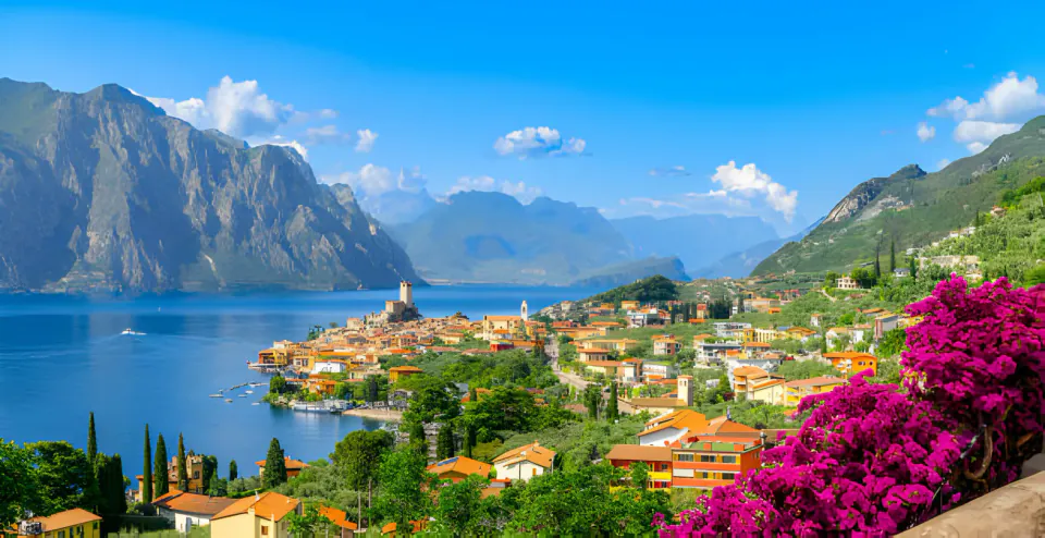İtalya'nın Turizm İncisi Garda Gölü: Yaz Sezonu Ziyaret Rehberi görseli