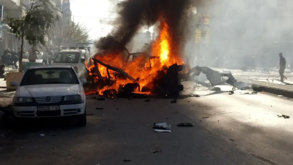Suriye'de işçi aracına silahlı saldırı: 7 ölü, 4 yaralı görseli