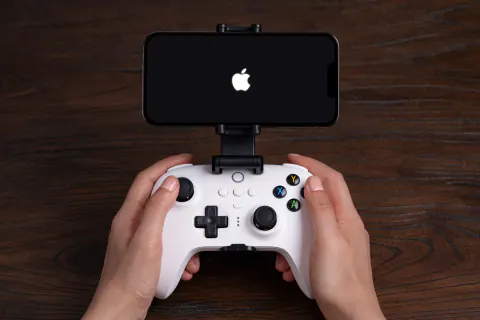 Apple, iPhone için oyun kumandası geliştiriyor: Beats markasıyla gelecek