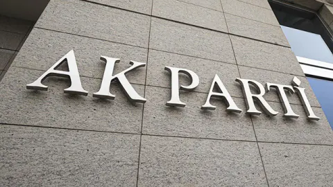 AK Parti'den 'Çerçeve Yasa' Görüşmesi: Terörsüz Türkiye Hedefi Masada