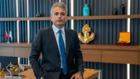 İstanbul'da fon soruşturması: ES Denizcilik Başkanı Erol Demirbaş dahil 20 kişi tutuklandı