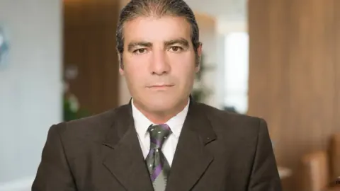 CHP'li Meclis Üyesi Gökhan Sözbir Sosyal Medya Paylaşımları Nedeniyle Tutuklandı