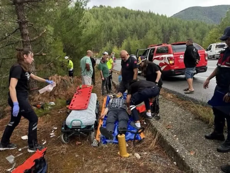 Antalya Akseki’de kamyonet kazası: Hastaneden taburcu edilen yaşlı öldü, 3 yaralı görseli