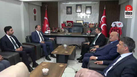 Bakan Yardımcısı Sedat Ayyıldız'dan Erzincan'da Kritik Temaslar: Fuar ve Teşkilat Ziyaretleri Bakan Yardımcısı Sedat Ayyıldız'dan Erzincan'da Kritik Temaslar: Fuar ve Teşkilat Ziyaretleri