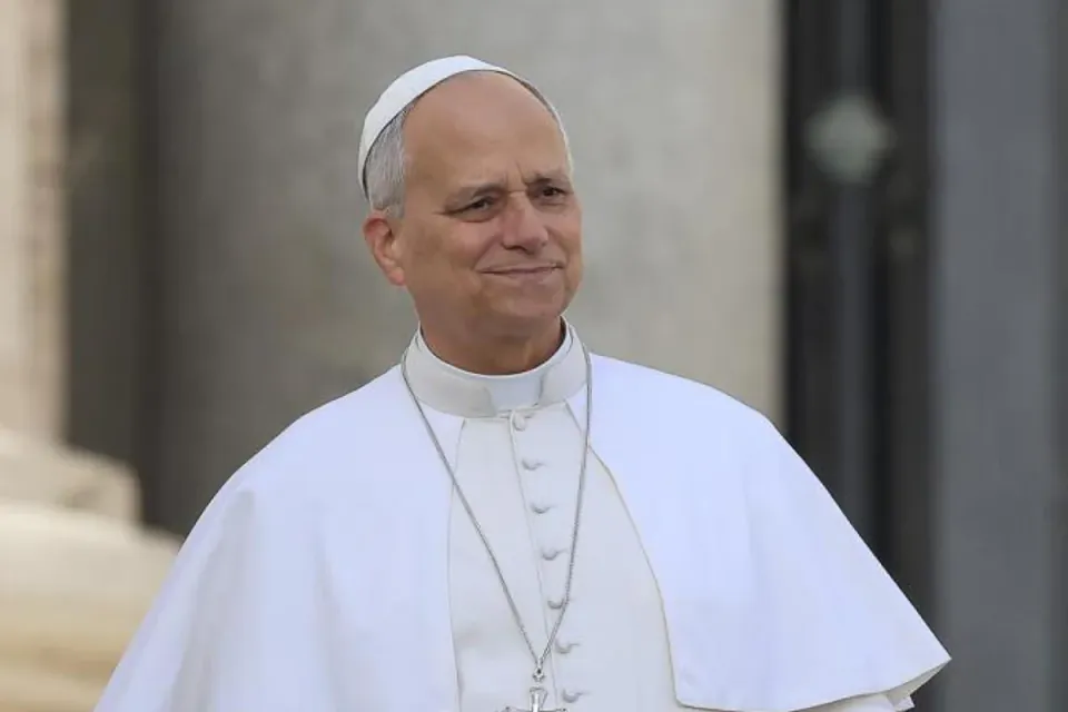 Papa Leo XIV'ün ameliyatı başarılı: Sağ akciğer alt lobu alındı görseli