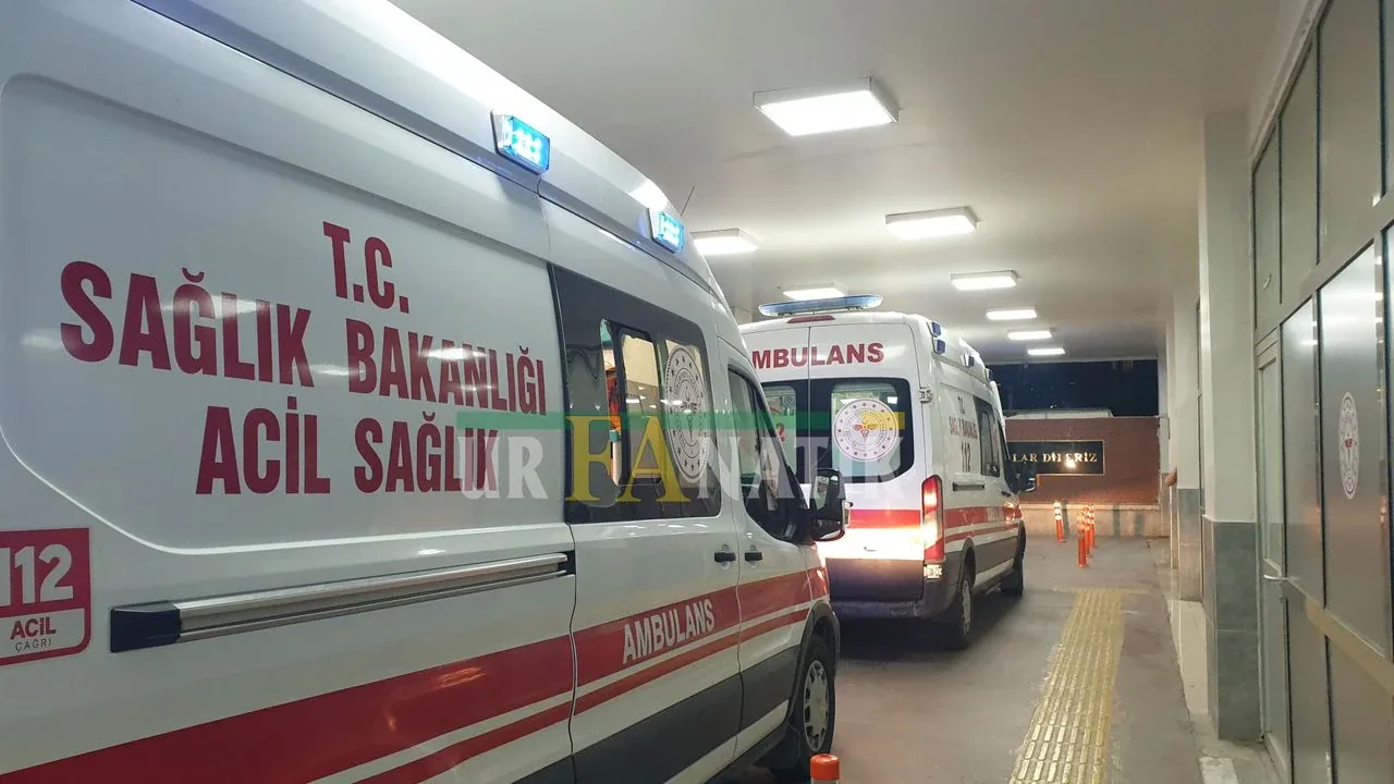 Şanlıurfa'da Korkutan Kaza: 8 Yaşındaki Adem Yaralandı Şanlıurfa'da Korkutan Kaza: 8 Yaşındaki Adem Yaralandı
