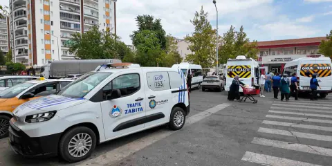 Diyarbakır'da okul servis denetimleri başladı: Fren, lastik ve sürücü belgeleri kontrol ediliyor