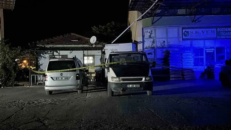 Burdur'da Kamyonetten Düşen 48 Yaşındaki Adam Ağır Yaralandı görseli