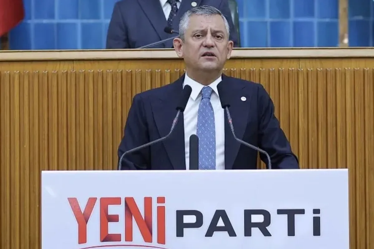 Yeni Parti'den Dev Bağış: 6 Günde 266 Milyon Lirayı Aşan Destek Geldi Yeni Parti'den Dev Bağış: 6 Günde 266 Milyon Lirayı Aşan Destek Geldi