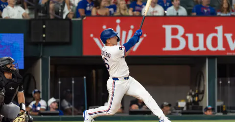 Texas Rangers ve Seattle Mariners Karşı Karşıya: Kritik Bölge Mücadelesi