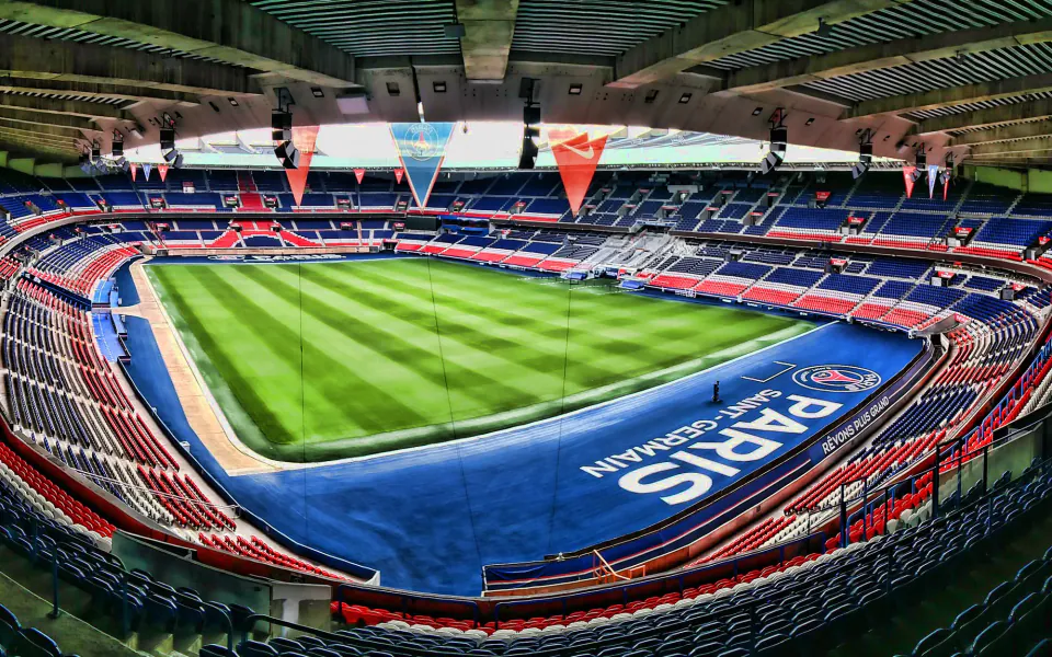 PSG'den Stratejik Hamle: Parc des Princes İçin Satın Alma Süreci Başladı görseli