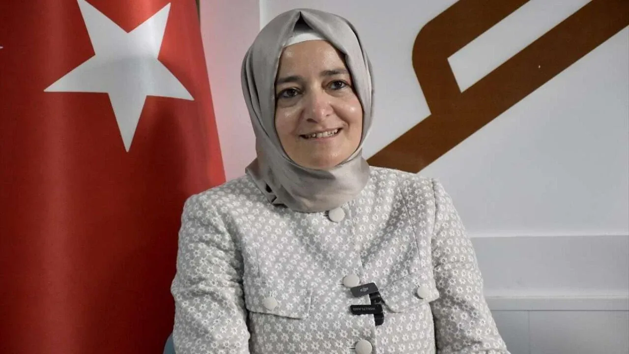 Fatma Betül Sayan Kaya AK Parti görevlerinden istifa etti: 'İddialar açıklığa kavuşsun'