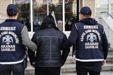 Kırıkkale'de uyuşturucu ticaretiyle aranan 8 yıl 4 aylık hükümlü yakalandı