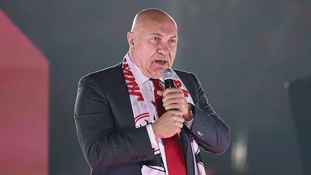 Samsunspor Başkanı Yıldırım'den TFF Kurulunda Sert 'Büyük Kulüp' Çıkışı Samsunspor Başkanı Yıldırım'den TFF Kurulunda Sert 'Büyük Kulüp' Çıkışı