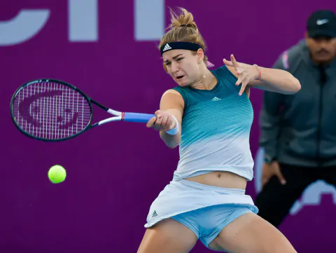 Karolína Muchová ve Tenis Dünyasındaki Yükselişi: Magdalena Frech ile Kritik Mücadele