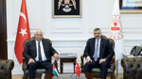 Bakan Mustafa Çiftçi ve Filistinli Mevkifdaşı Hab El-Rih Bir Araya Geldi
