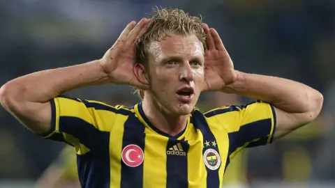 Dirk Kuijt Fenerbahçe'ye Döndü: Hollandalı İsim Teknik Ekibe Katıldı