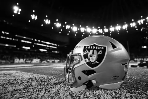Las Vegas Raiders'da Finansal Dönüşüm: Dev Yatırımlar ve Kadro Hamleleri