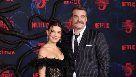 Millie Bobby Brown ve David Harbour Yeni Netflix Dizisinde Yeniden Buluşuyor