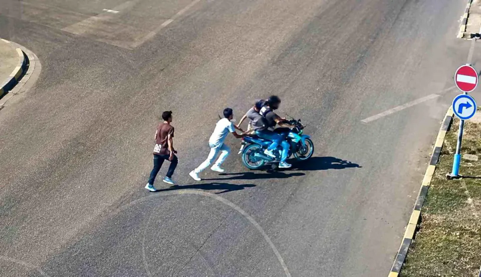 Düzce ve Akçakoca'daki Motosiklet Hırsızlığı Operasyonu: 4 Gözaltı görseli