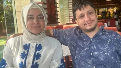 Fatma Betül Sayan Kaya istifa nedenini açıkladı: 'Eşim benim iznim olmadan işlem yaptı'