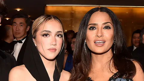 Salma Hayek ve Kızı Sosyal Medyada Birlikte Görüntülendi