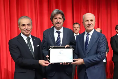 Bursa Uludağ Üniversitesi 'Spor Dostu Kampüs' Sertifikasını Aldı