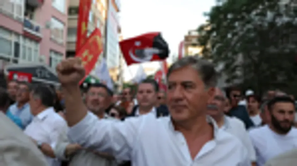 CHP Kurultay Davasında Kritik Eşik: Yargıtay Dosyası ve Murat Emir'in Açıklamaları görseli