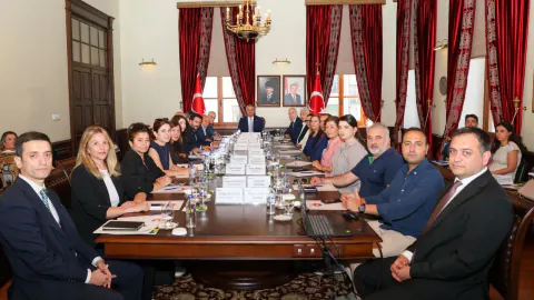 Adana Ekonomi Zirvesi'nde yol haritası belli oldu: Tarım, gastronomi, sanayi ve lojistik hedefleri netleştirildi