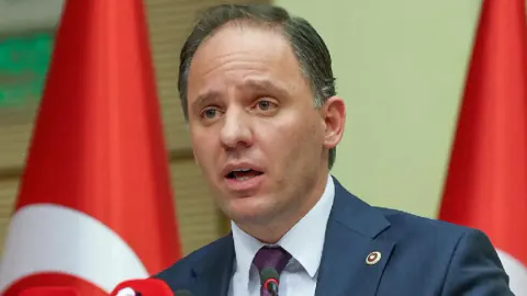 Yavuzyılmaz: Tutuklananlar 'siyasi ayağı' biliyor, bürokratlar şantaj altında