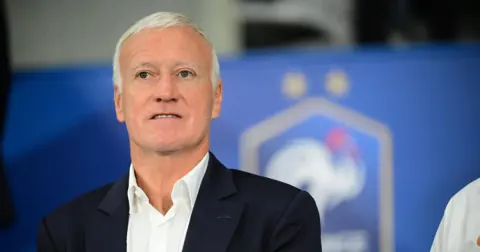 Fransa Milli Takımı: Dünya Kupası Sonrası İlk Kadro Açıklandı, Mbappé Liderliğinde Yeni Dönem Başlıyor