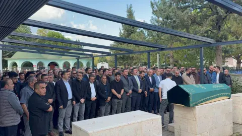 Gaziantep'te Evinde Vurulan Kadın Yaşam Mücadelesini Kaybetti
