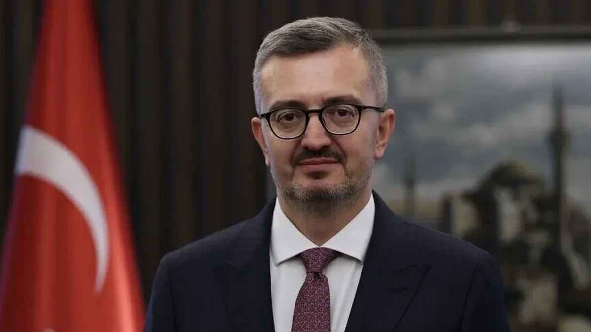 İletişim Başkanı Duran'dan 15 Temmuz'un 10. Yılına Özel Davet İletişim Başkanı Duran'dan 15 Temmuz'un 10. Yılına Özel Davet