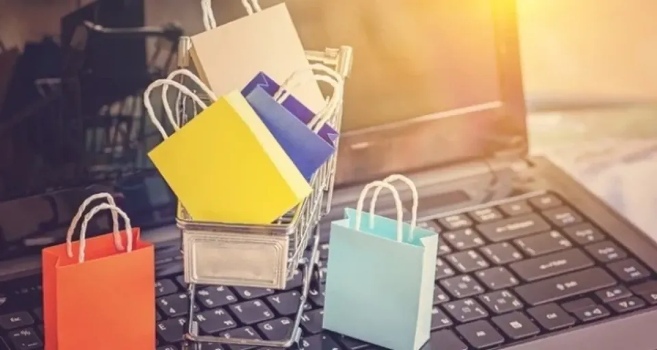Zara ve Inditex Gruplarında Yaz İndirimleri Başlıyor: İşte Tarihler görseli