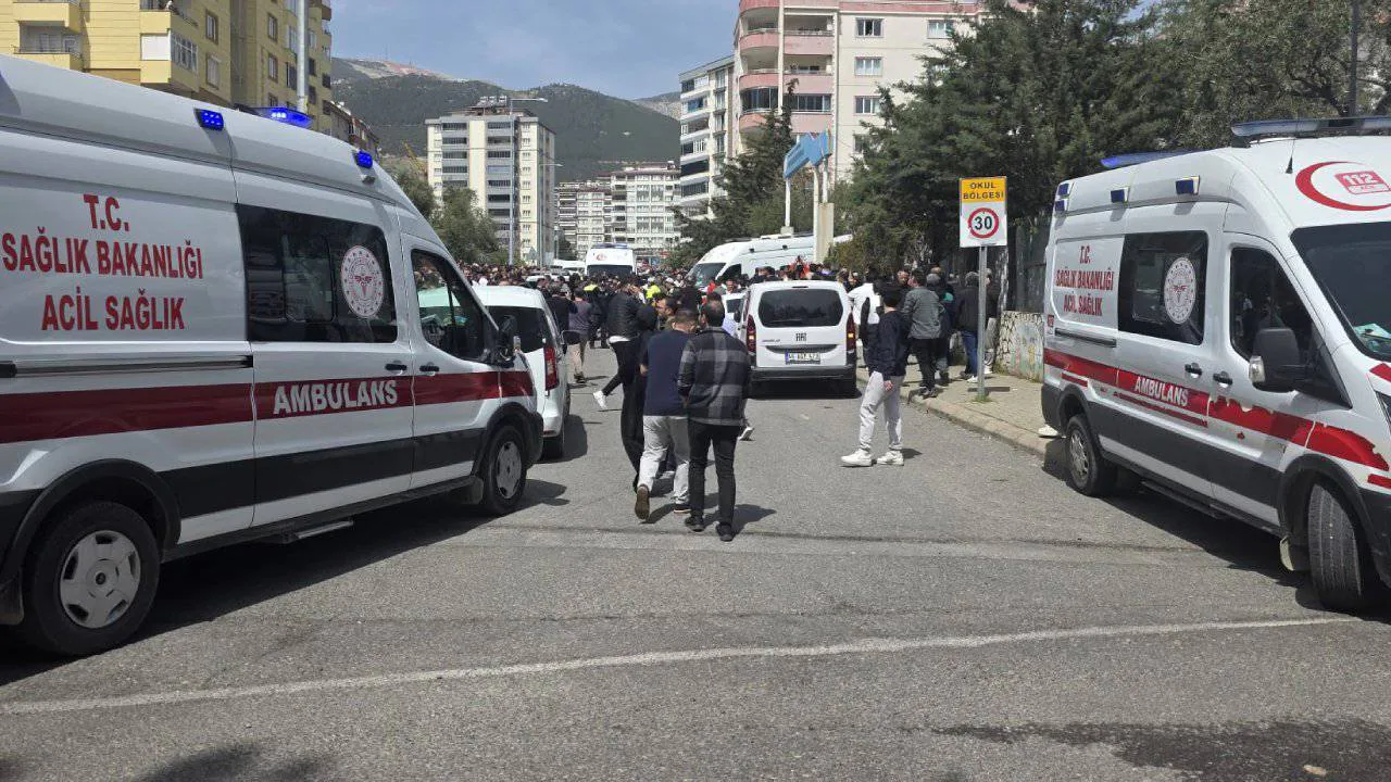 Okul saldırganının dehşet veren geçmişi: 32 kez rehberliğe gitmiş Okul saldırganının dehşet veren geçmişi: 32 kez rehberliğe gitmiş