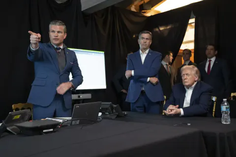 Trump'ın Kabinesinde İran Depremi: Hegseth ve Ratcliffe Gidiyor mu?