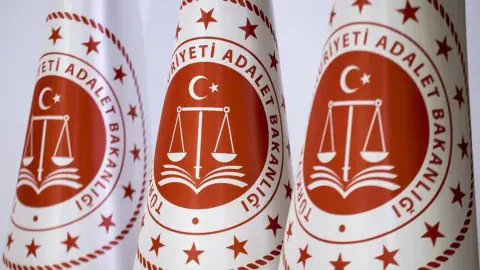 Adalet Bakanı Gürlek: Yılın ilk 9 ayında yabancı dilde 590 bin adli sicil belgesi düzenlendi