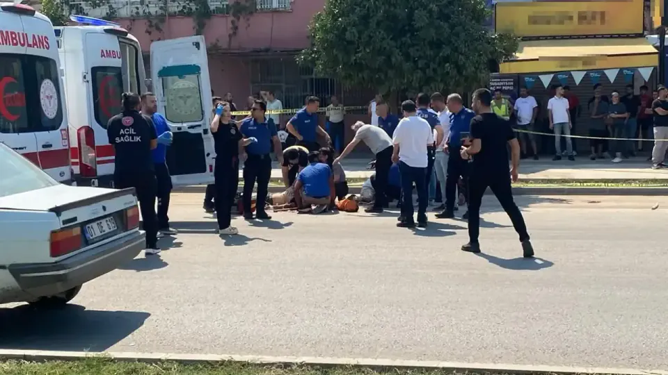 Adana Adliyesi Önünde Silahlı Çatışma: 1 Ölü, Çok Sayıda Yaralı görseli