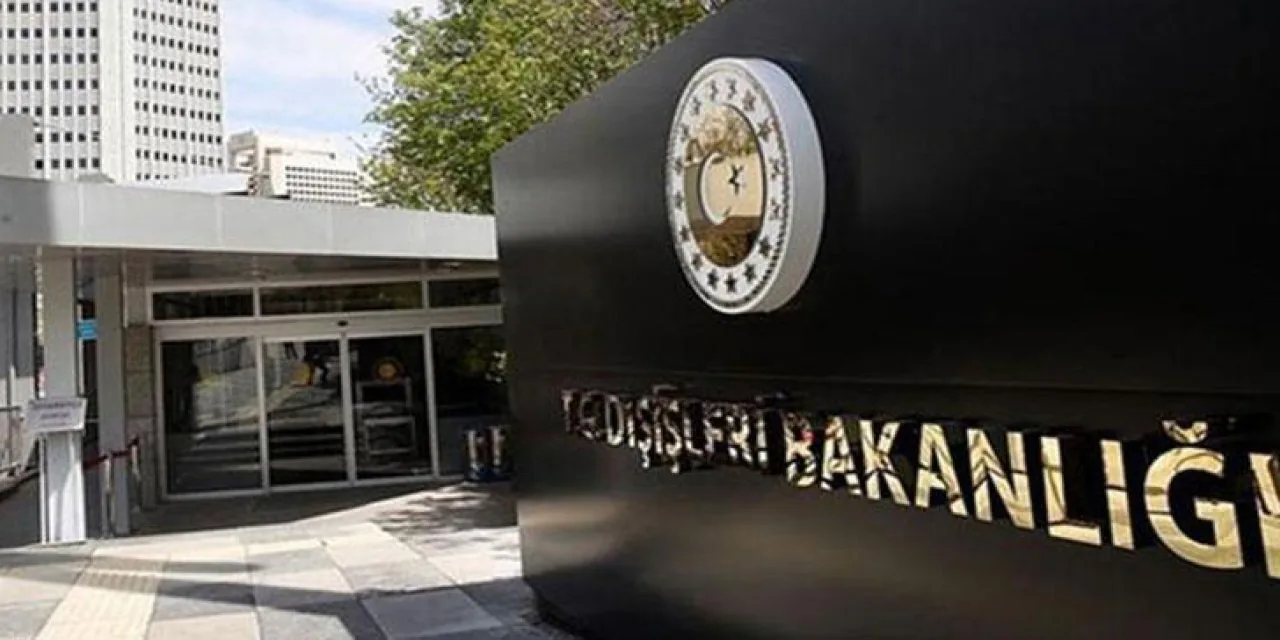 Dışişleri Bakanlığı'ndan Suriye'deki feribot kazası için taziye mesajı Dışişleri Bakanlığı'ndan Suriye'deki feribot kazası için taziye mesajı