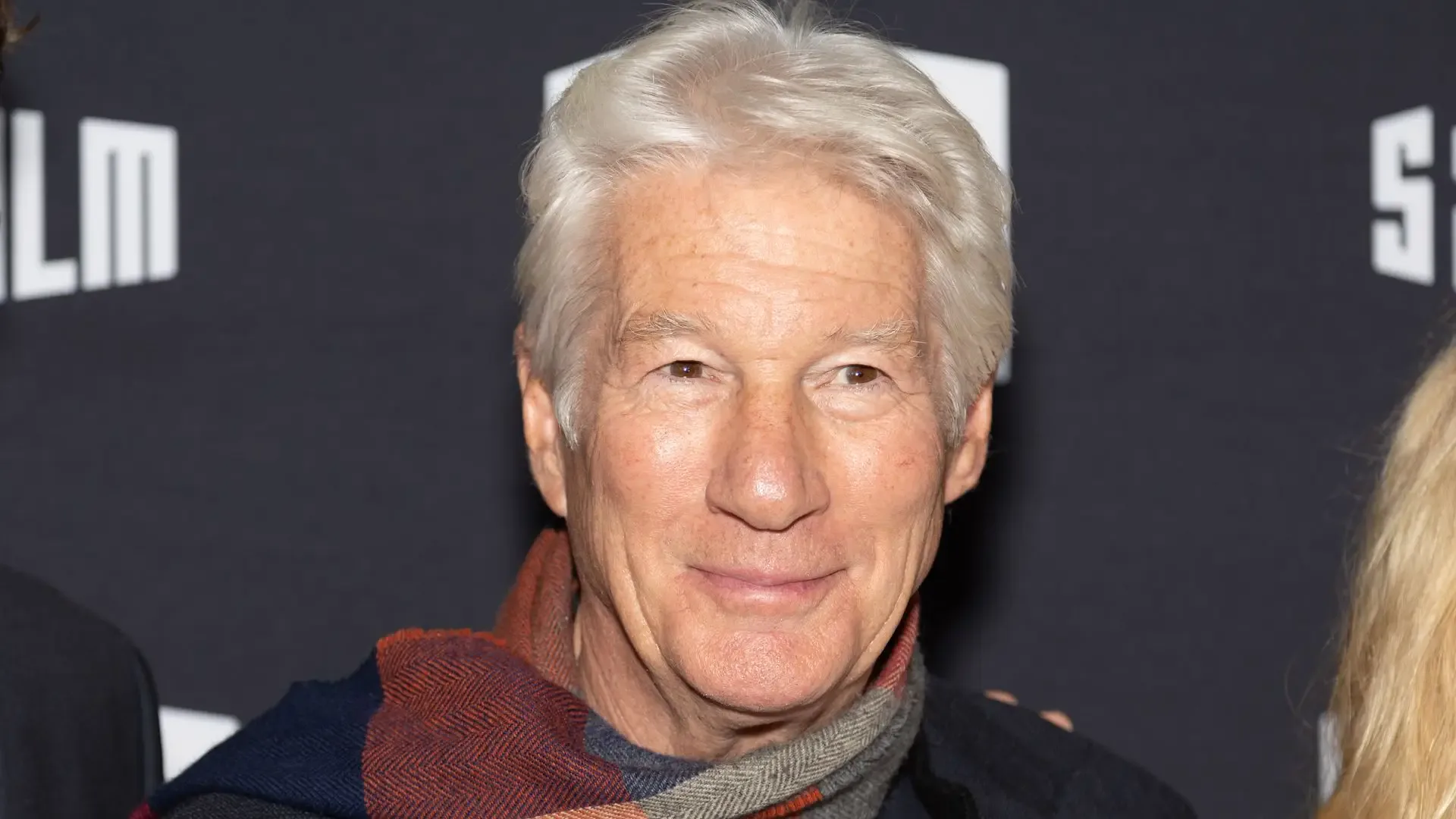 Richard Gere'in İlk Yıllarına Ait Şaşırtıcı Görüntü Ortaya Çıktı Richard Gere'in İlk Yıllarına Ait Şaşırtıcı Görüntü Ortaya Çıktı